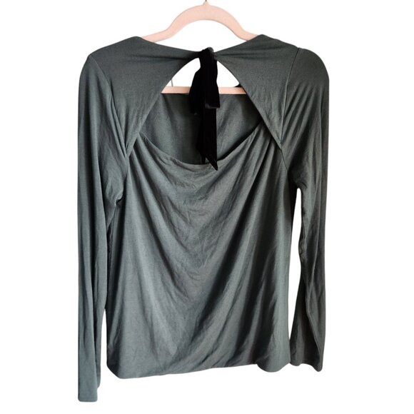 J Crew Shirt Green Large Women's FormKnit Long Sleeve Open Back Top With Bow - Picture 7 of 10